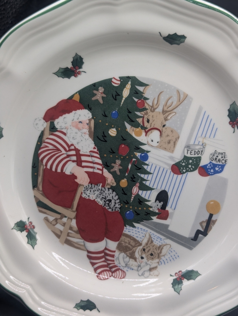 Mikasa Santa with Reindeer "Country Side Christmas" Plate F9010 - Picture 5 of 10